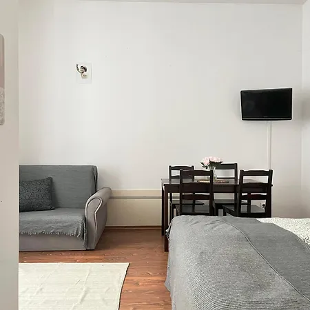 公寓 Smart For 3 Guests 8 Min To Main Square