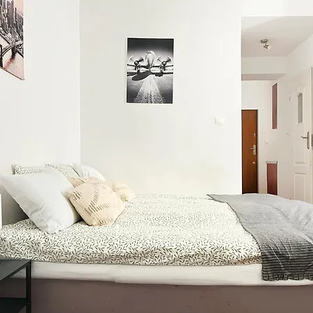 Smart For 3 Guests 8 Min To Main Square Lejlighed